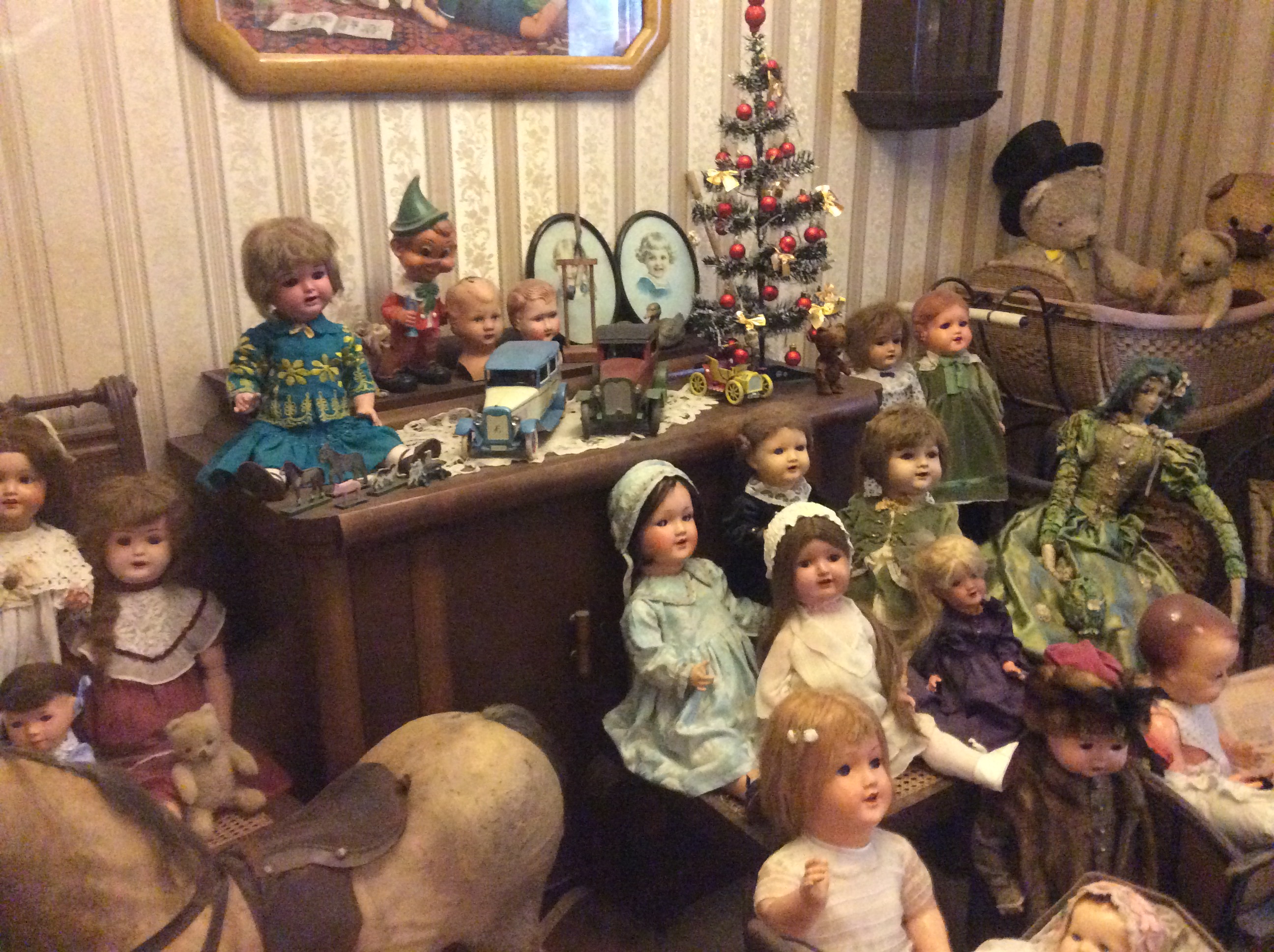 A Journey into Childhood Nostalgia at the Muzeum Zabawek in Kudowa-Zdrój, Poland