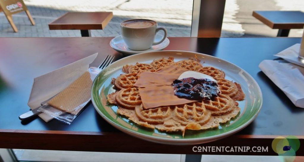 Nice Japandi design in Fuglen, Asakusa, Tokyo