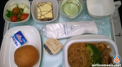 Why Airline Food Is Better Than Normal Food