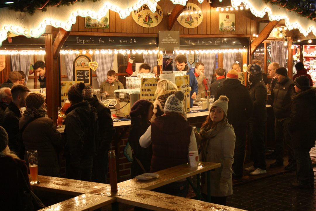 Luminous Edinburgh during Christmas time lit the way for work-weary me