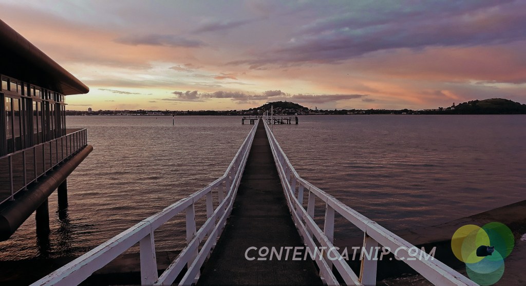 Dusk at Okahu Bay Copyright © Content Catnip 2018 www.contentcatnip.com