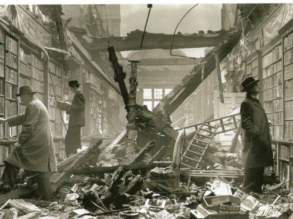 The Most Exquisite Tiny Books in the&nbsp;World