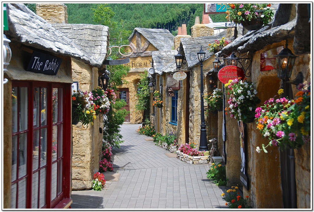 Welcome to the English Countryside - that's so English it's Japanese