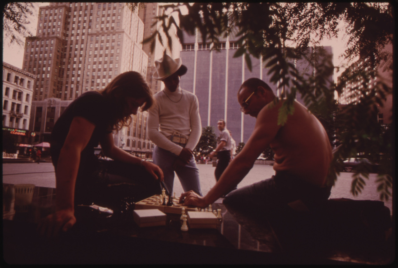 Every Picture Tells A Story: Chess Players in Downtown Cincinnati