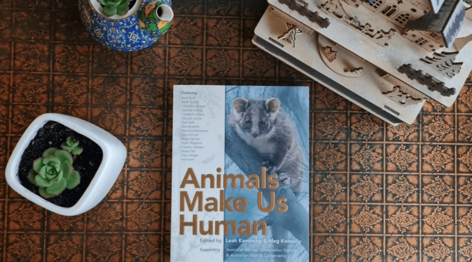 Book Review: Animals Make Us Human: Edited by Leah Kaminsky and Meg Keneally