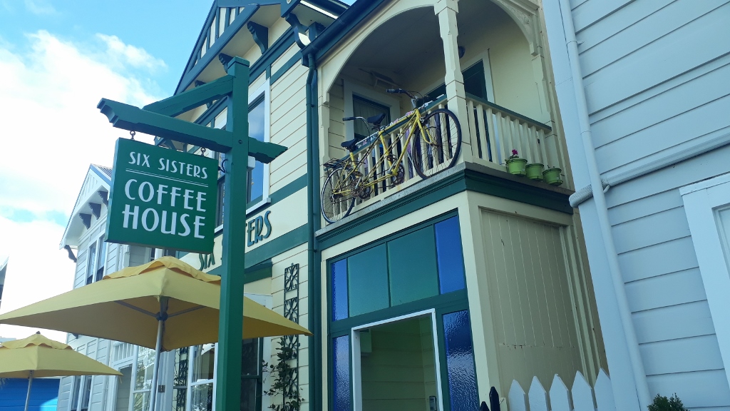 Travel: Napier's remote beaches and wineries by bike