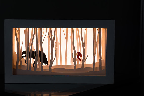 SHADOW BOX DI CAPPUCCETTO ROSSO BY CREATING MONKEY 