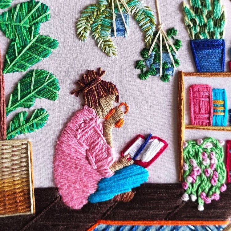 Hooplaback Girl's cosy embroidery about women just chilling out