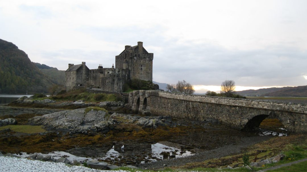 Travel: Eileann Donan Castle, Kyle of Lochalsh, Scotland. Copyright Content Catnip 2010