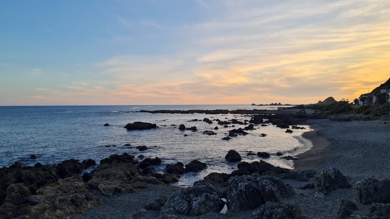 Wellington coast at dusk, copyright Content Catnip 2021
