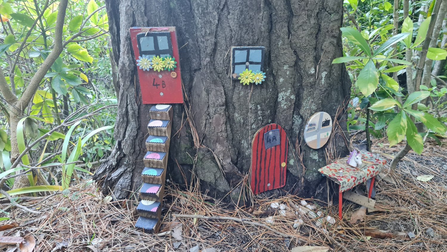 Fairy houses, City to Sea Walkway, Wellington, copyright Content Catnip 2021