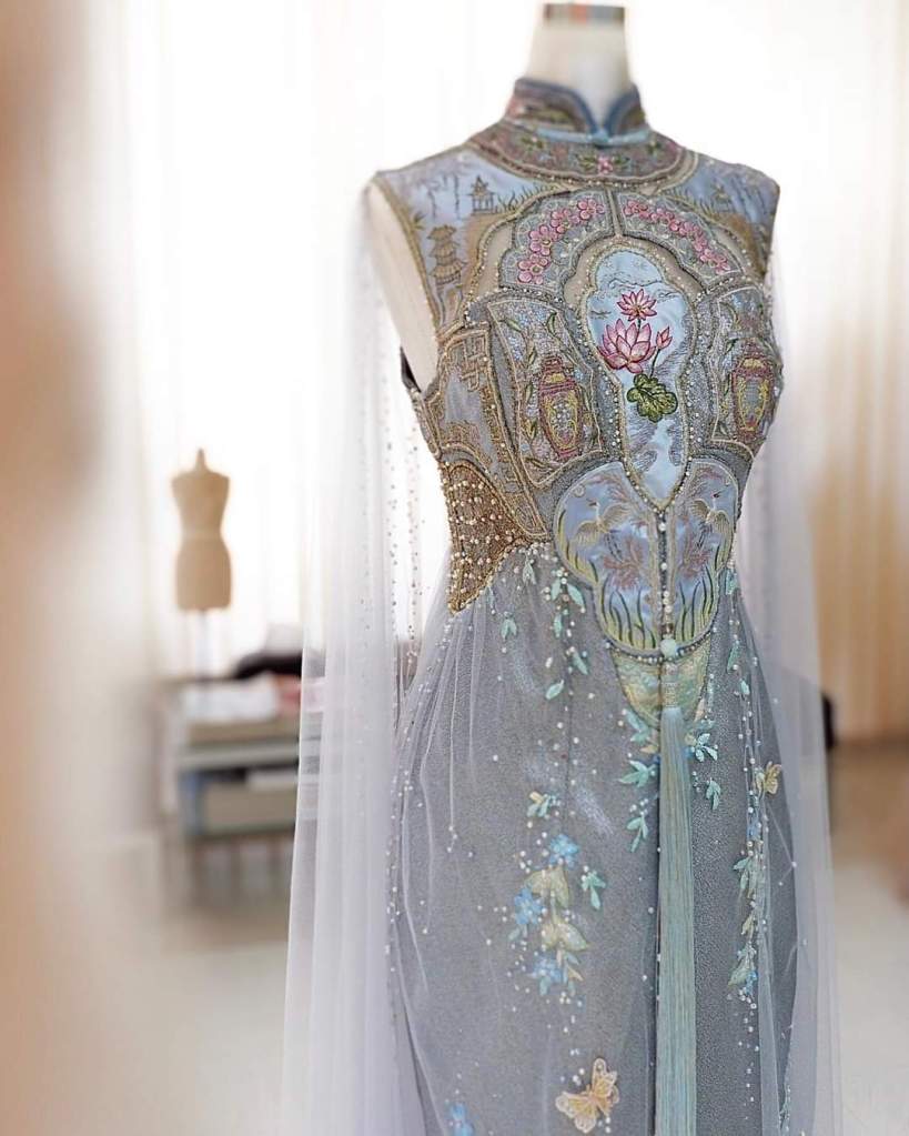 A dream dress fit for a medieval princess 