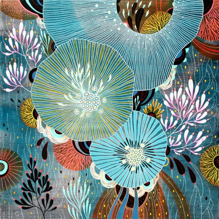 Soothing organic shapes, amoeba, jellyfish and floating entities by Yellena James
