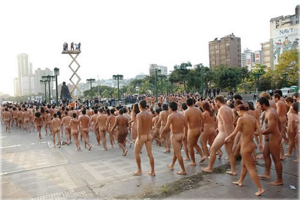 Spencer Tunick Behind-the-Scenes