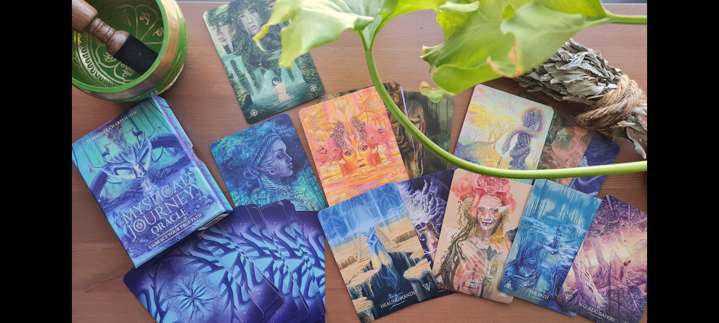 Book Review: Mystical Journey Oracle by Tennessee Charpentier