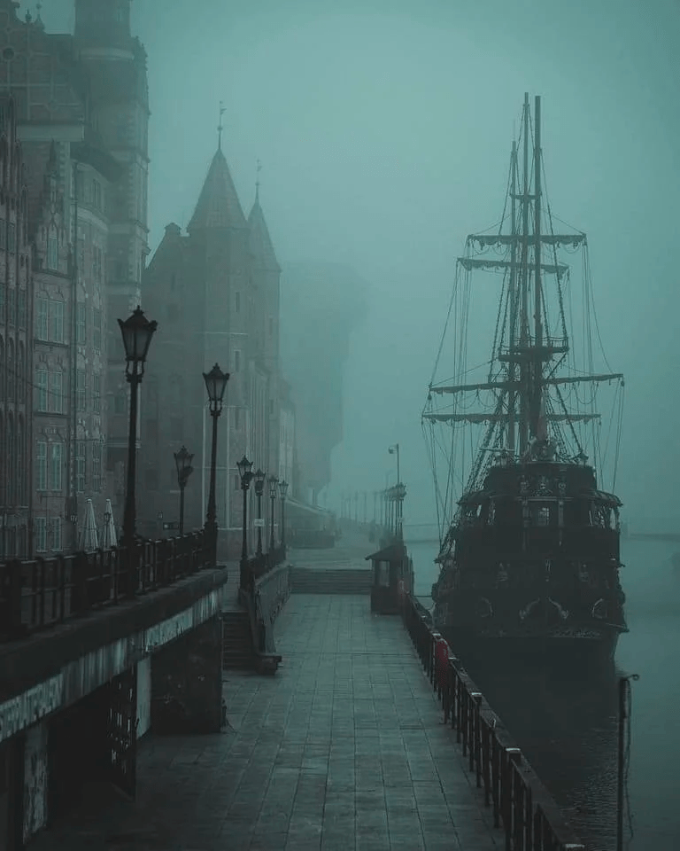 Manhattan Beach dark Port vintage