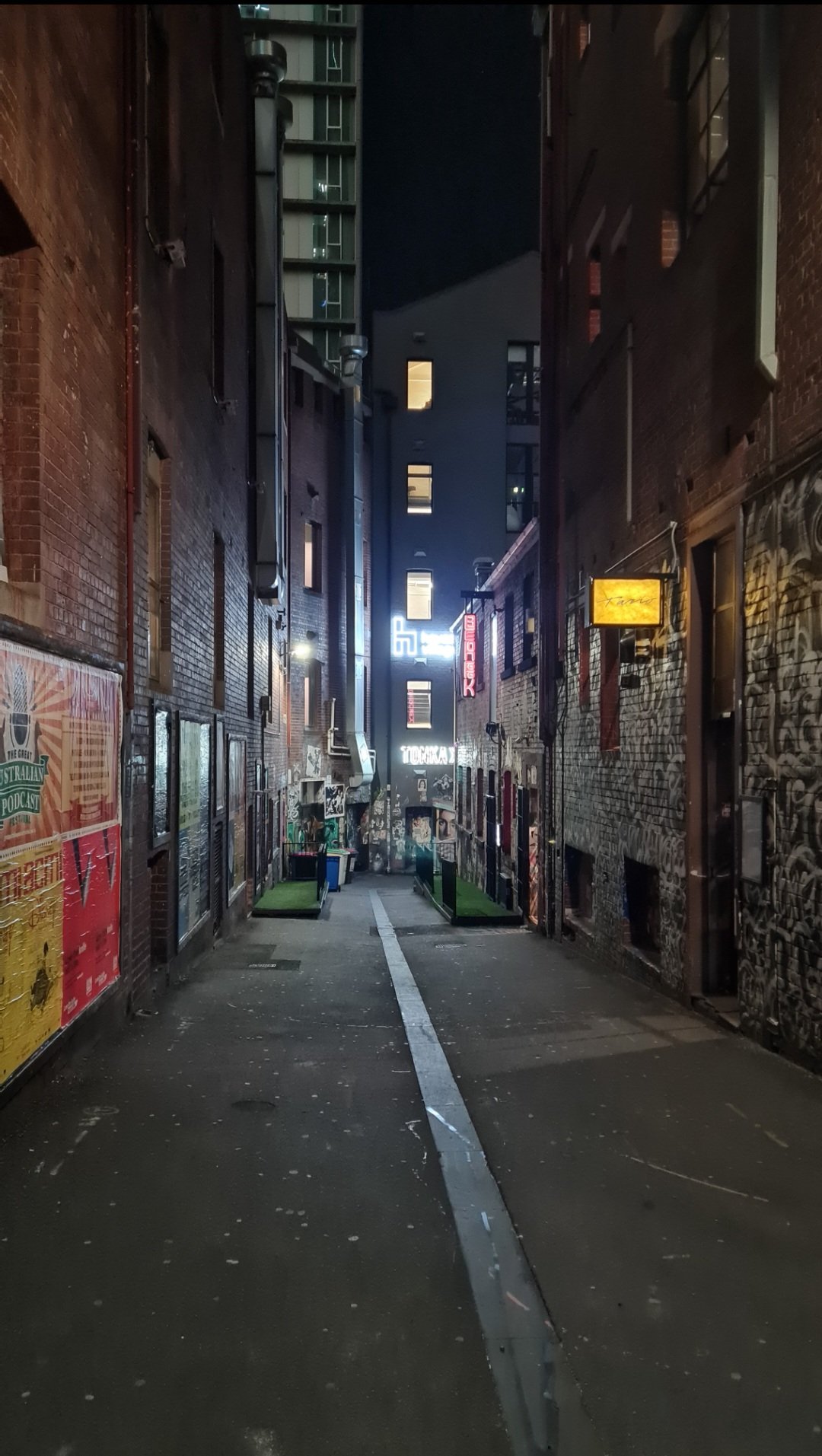 Travel: A Melbourne alleyway