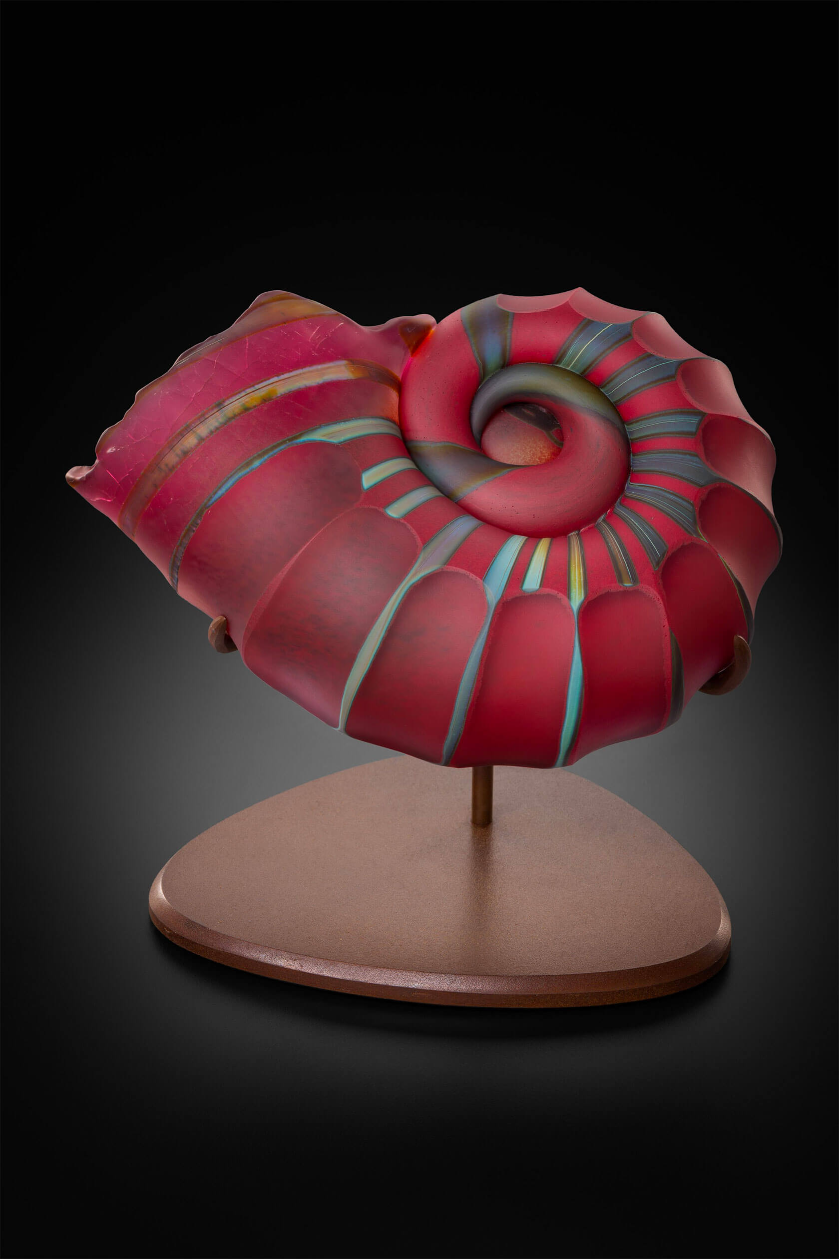 Kelly O'Dell's mesmerising and intricate glass shell sculptures