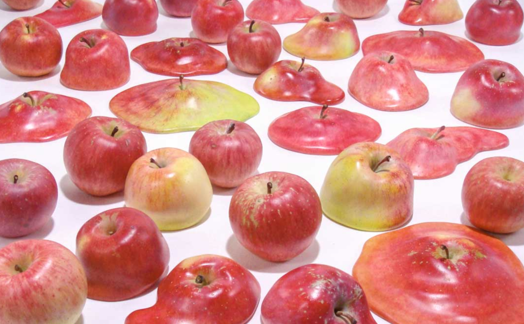 Melting Mind-Bending Apples by Yosuke Amemiya