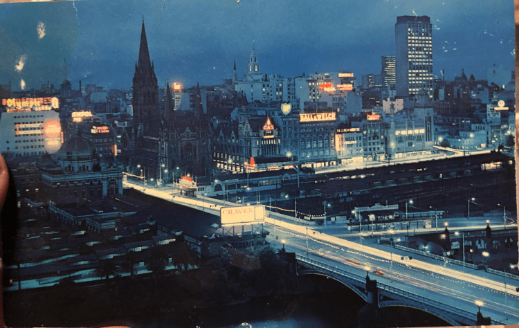 Melbourne under gas lanterns in the olden days